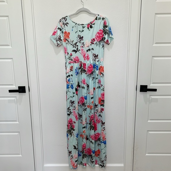 NEW Floral Pront Maxi Dress Size S/M - Picture 6 of 6